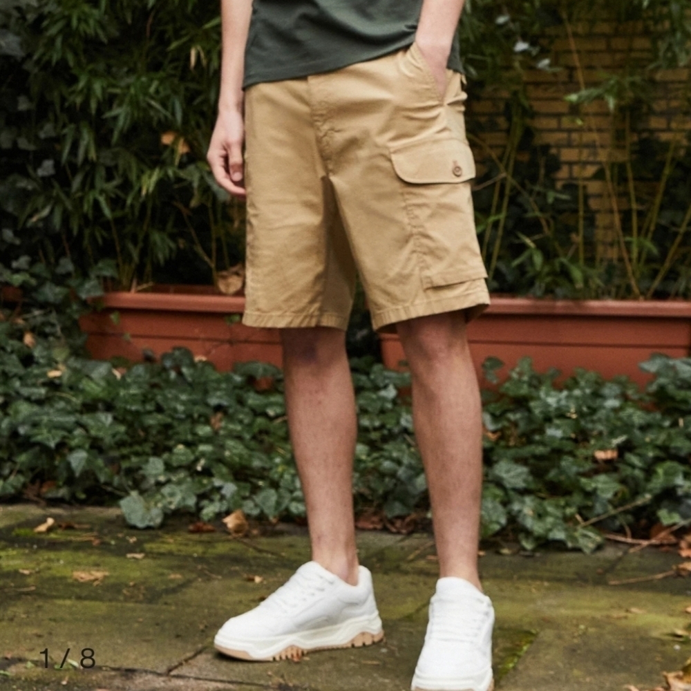 DOCKERS MEN'S  KHAKI CARBO SHORTS BERMUDA SIZZE 33 LIKE  NEW